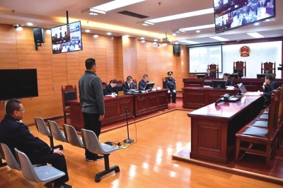 兰州城关区人民检察院检察长出庭支持公诉带头办理疑难复...