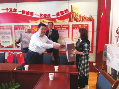 两转一提一抓 致力改革创新 兰州市西固区总工会奋力谱写...