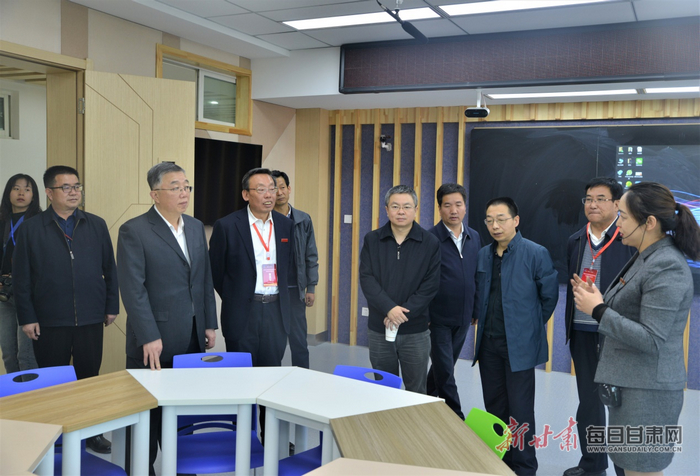 甘南州委组织部副部长,甘南州人社局党组书记,局长鲁毅,甘肃