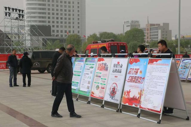 白银市开展第十一个全国防灾减灾日集中宣传活动