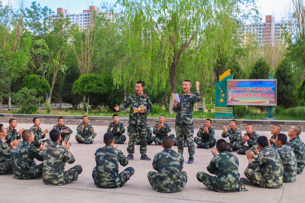 诵读诗歌献礼,声声爱国传情——武警金昌支队“庆祖国华诞,读爱国诗篇”主题读诗月活动纪实