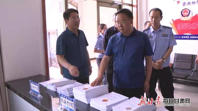 李作璧:加强线索摸排 确保打赢扫黑除恶攻坚战