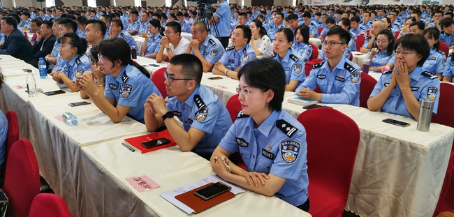 聆听新时代好民警的故事 马金涛先进事迹报告团走进甘肃