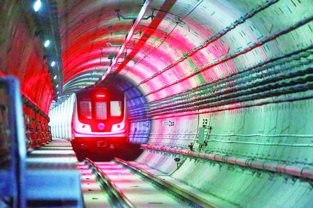 兰州市轨道交通一号线正式开通