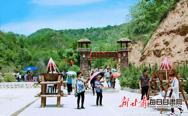 微电影《仰望星空》和纪录片《“泾川人”寻踪》首映