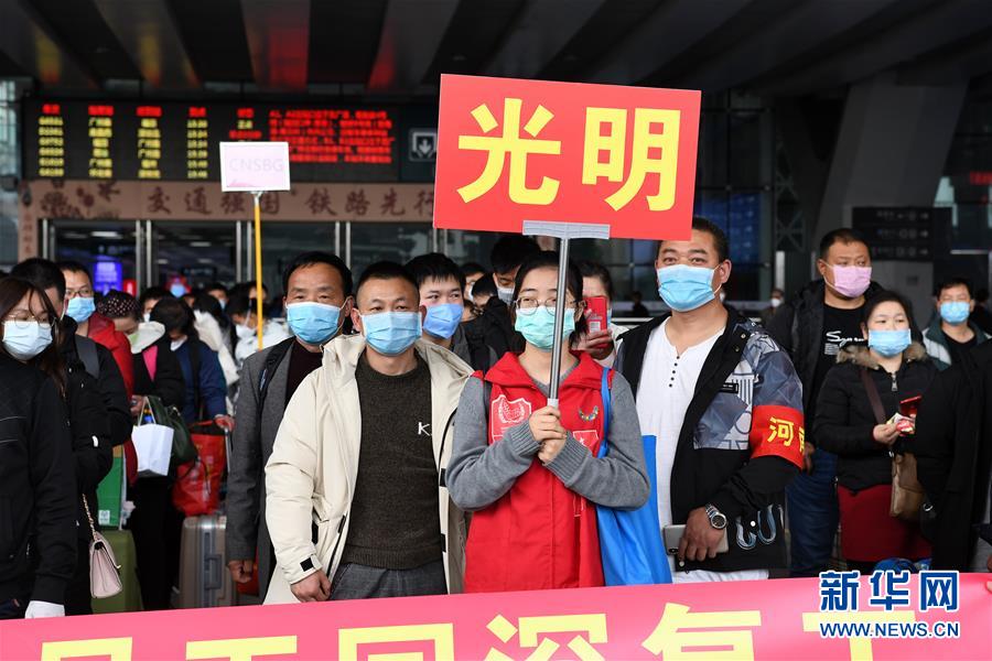 ����ϰ��ƽ��ʱ���й���ɫ�������˼��ָ����&mdash;&mdash;��ʱ������Ϊ��ƪ��&middot;ϰ��ƽ����ǹ�����&middot;ͼ�Ļ�������14����׼����ץͳ��&mdash;&mdash;������ʵ&ldquo;�����ּ�&rdquo;����ָ��������� 