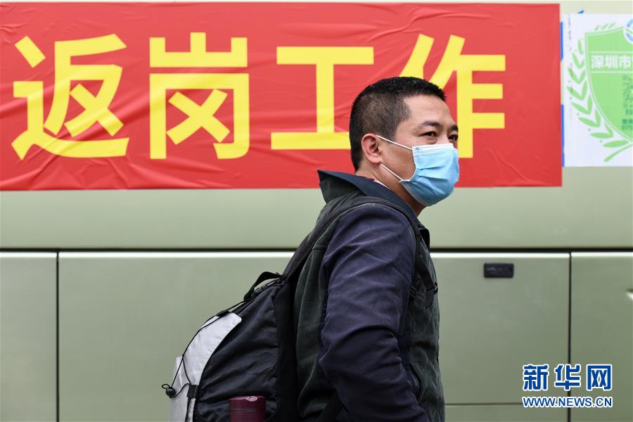 ����ϰ��ƽ��ʱ���й���ɫ�������˼��ָ����&mdash;&mdash;��ʱ������Ϊ��ƪ��&middot;ϰ��ƽ����ǹ�����&middot;ͼ�Ļ�������12����׼����ץͳ��&mdash;&mdash;������ʵ&ldquo;�����ּ�&rdquo;����ָ��������� 