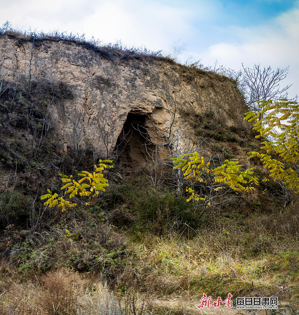 庆阳市合水县百年古堡药王山堡