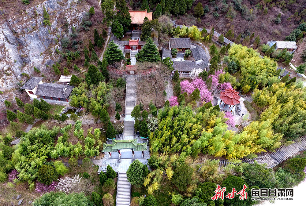 成县杜少陵祠.jpg 成县杜少陵祠.jpg