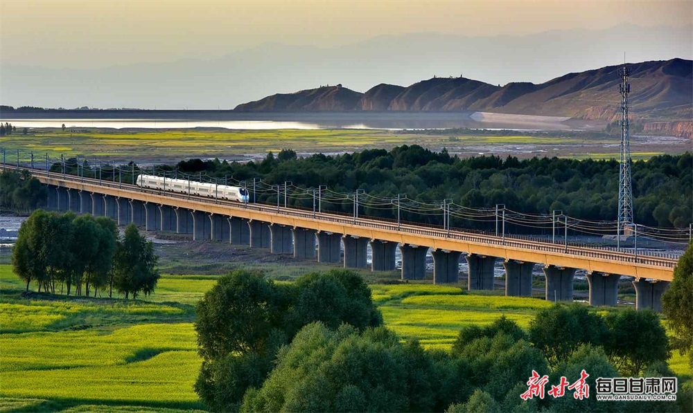 新丝路 吴开春摄2020年10月荣获“我所经历的脱贫攻坚故事”全国征集展示展播活动优秀奖.JPG
