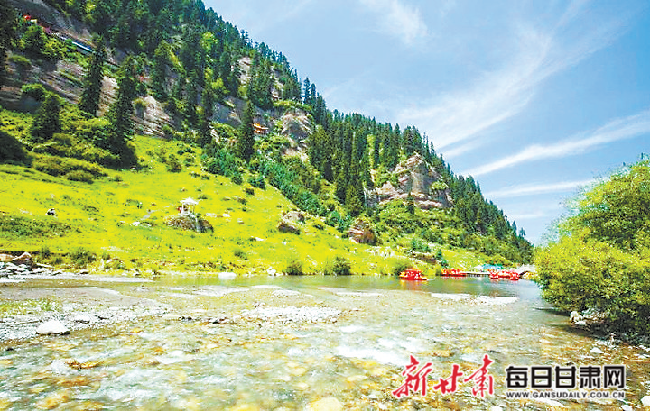 碧水秀山松鸣岩