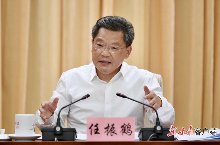 甘肃省委副书记和省长 00301524229_fee65c65.jpg