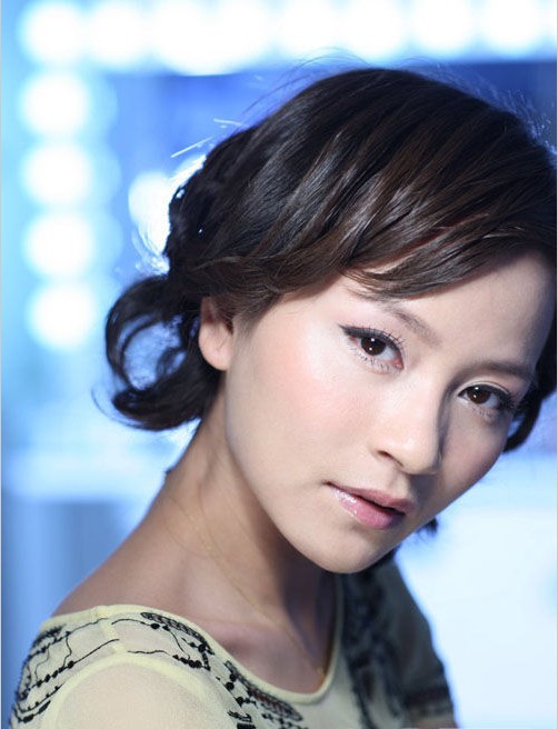 孙艺菲蒙娜丽莎式优雅