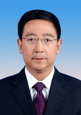 冯军当选临泽县人民政府县长(图)