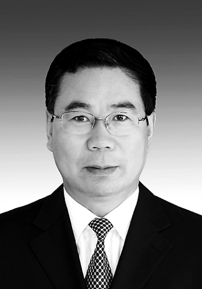 十三版 正文   按照组织安排,我参加了中央党校第一期县委书记研修班