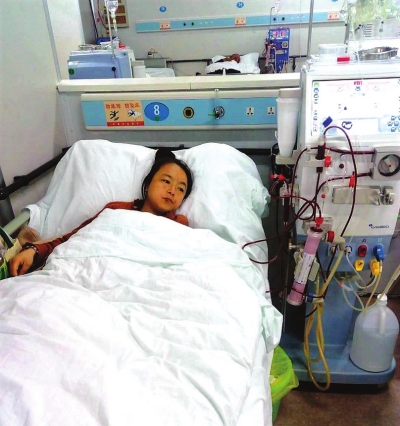 一个家庭三个病人重病面前家人坚持不放弃