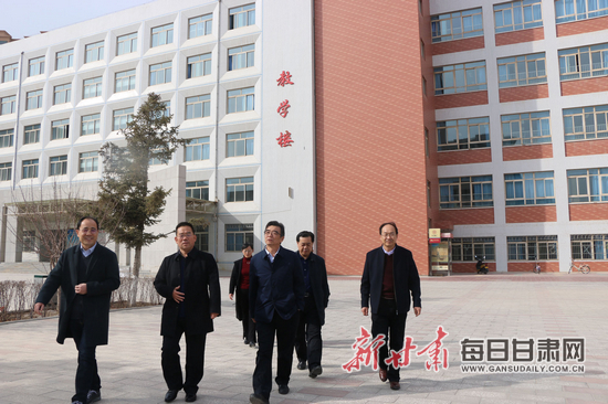 河西学院党委书记黎志强到医学院检查指导工作
