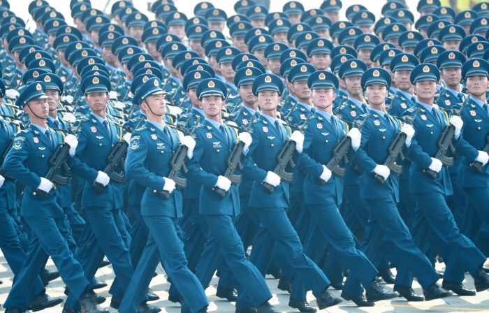 空军方队黄继光生前所在部队接受检阅