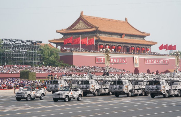 红旗-12a地空导弹是我国自主研制的中高空,中程地空导弹武器系统;红旗