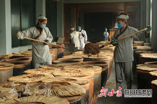 传承传统技艺 酿造生态食醋