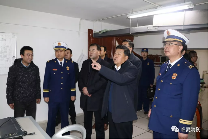 临夏州委常委副州长赏进孝带队开展春节前夕消防安全检查图