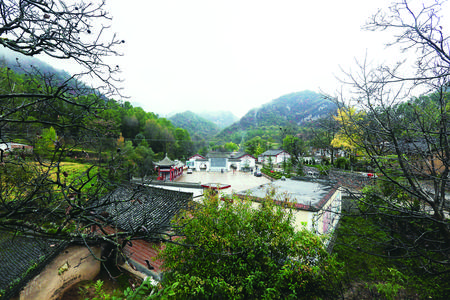 千年蜀道上的青泥岭