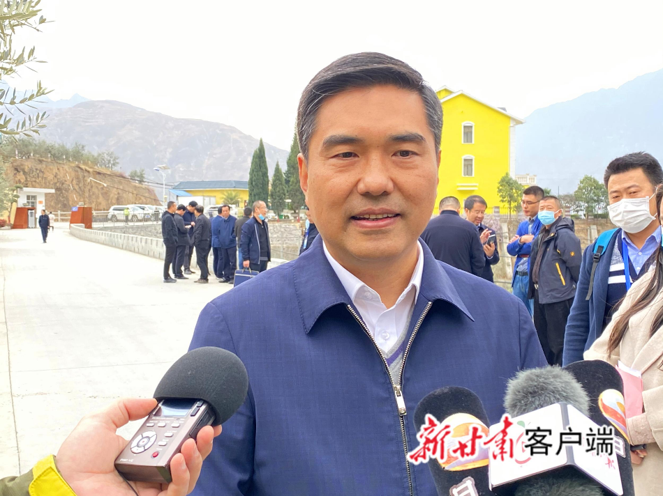 向最后的贫困堡垒发起总攻访陇南市委书记孙雪涛