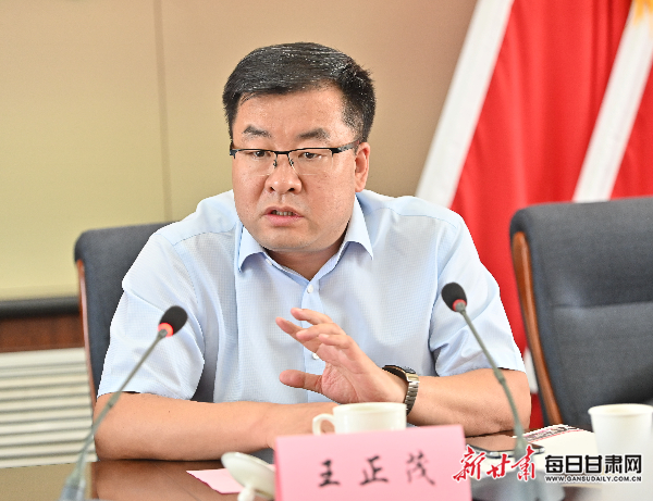 大会选举产生了第二届理事会,高申当选为理事长,陶一鸣,黄大柯,张世武