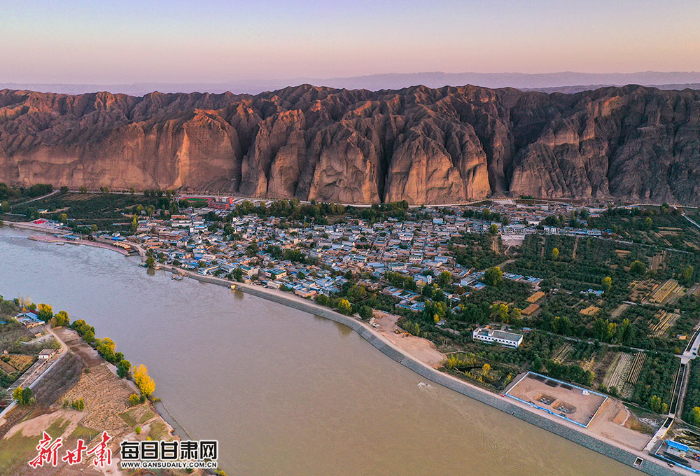 金秋景泰 最美龙湾村-图库-每日甘肃网