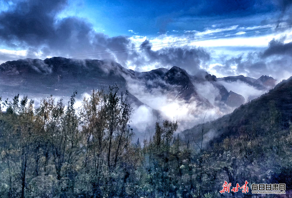 武都区裕河镇绿水青山点靓美丽乡村