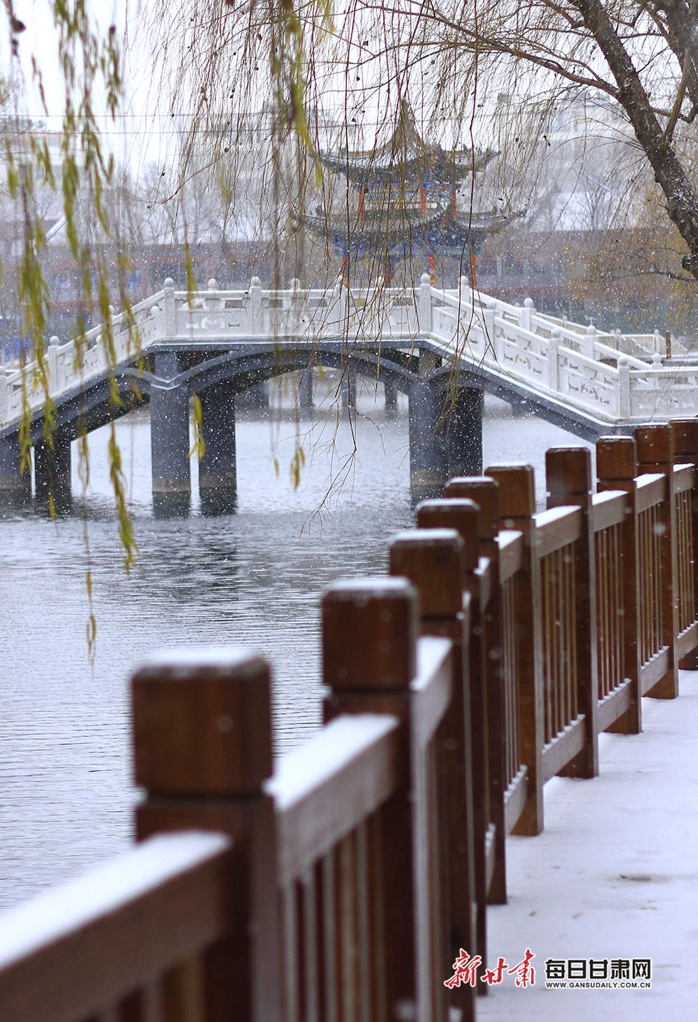 甘肃张掖雪景图片