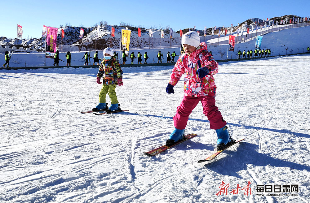 山丹滑雪场图片