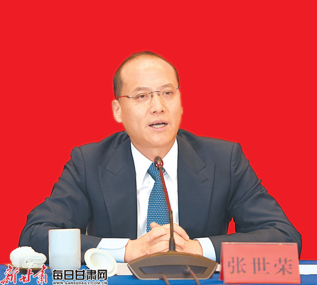 记者 李满福   省科技厅党组书记,厅长张世荣在回答记者提问时指出,"