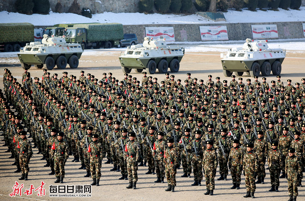 1月4日,元旦假期刚过,武警甘肃总队立刻组织2021年度开训动员