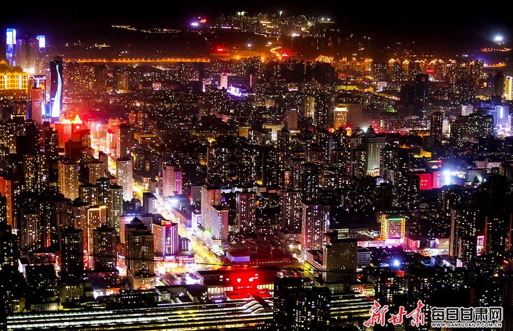 兰州黄河之滨夜色美