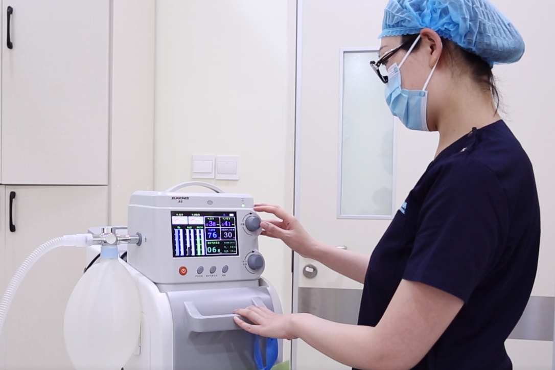 医学中心率先引进笑气镇静镇痛系统