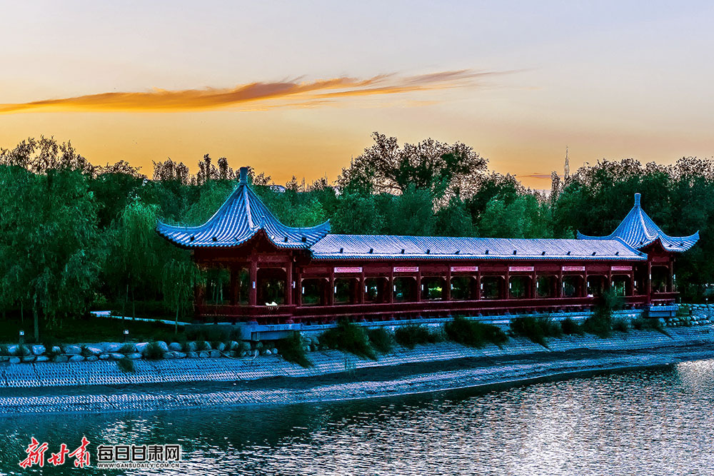 敦煌飞天公园开园迎客