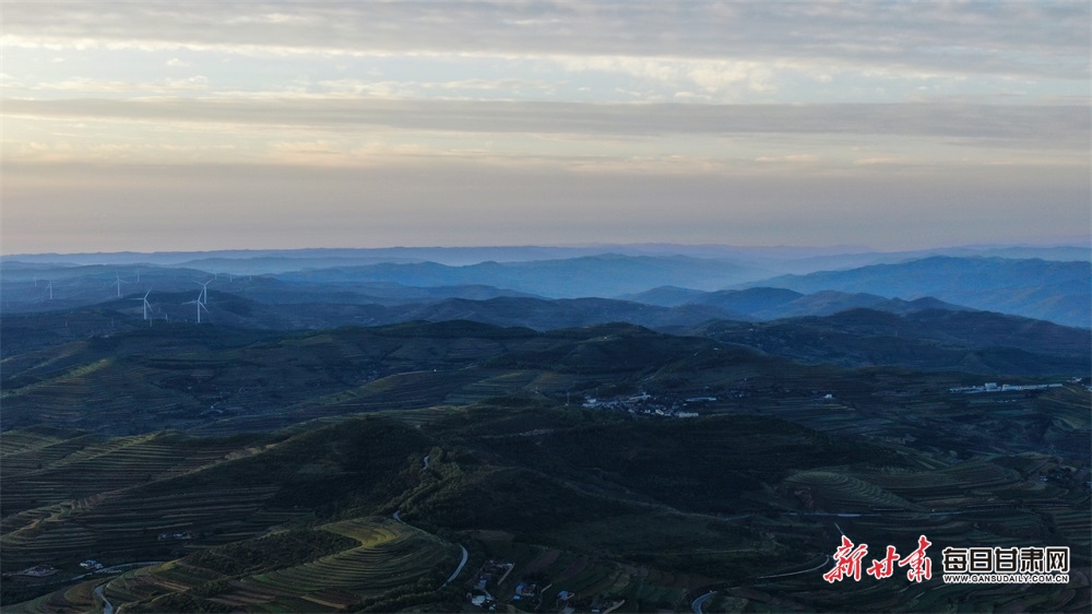 宜昌大学路项目电力隧道主体完成