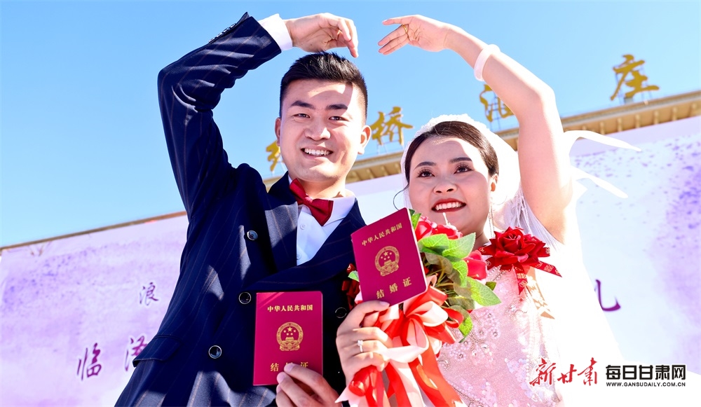 郑钦文不敌萨巴伦卡 无缘晋级