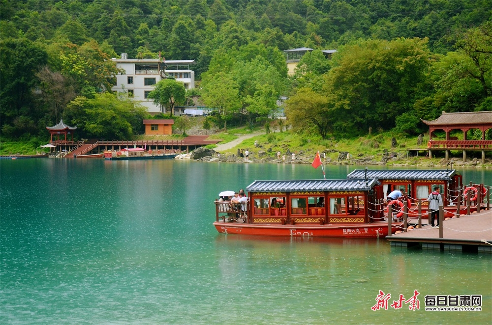 财政部：支持全方位扩大国内需求 大力提振消费