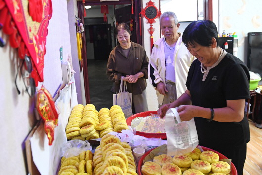 【圖片新聞】天水老月餅受青睞