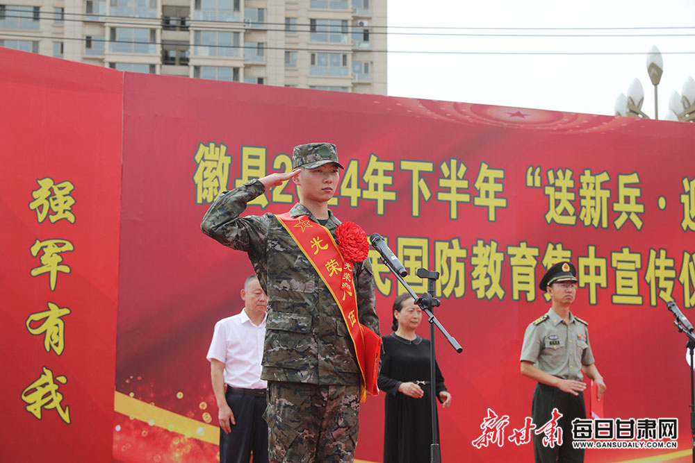 Hull FC sign Newcastle Knights half-back Pryce