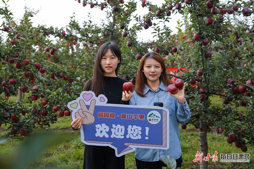 武汉市中心医院开展医校联动赋能健康校园