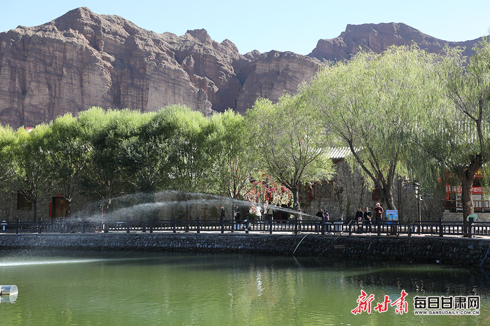 Taylor Swift, Lionel Messi, Jay-Z and Trump among big names at Super Bowl