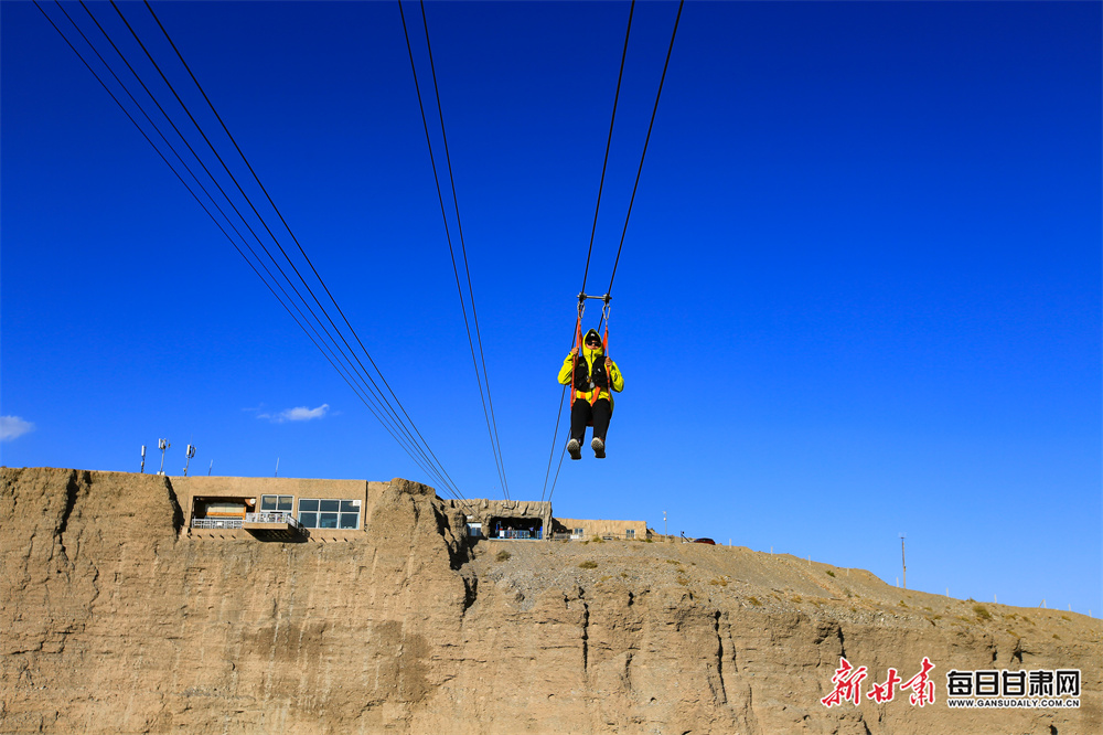 三亚试行客房退订新规，入住前7日以上可无理由全额退款，有民宿已开始执行