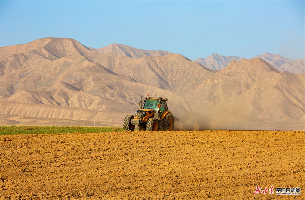 GB pair win first world figure skating medal since Torvill and Dean