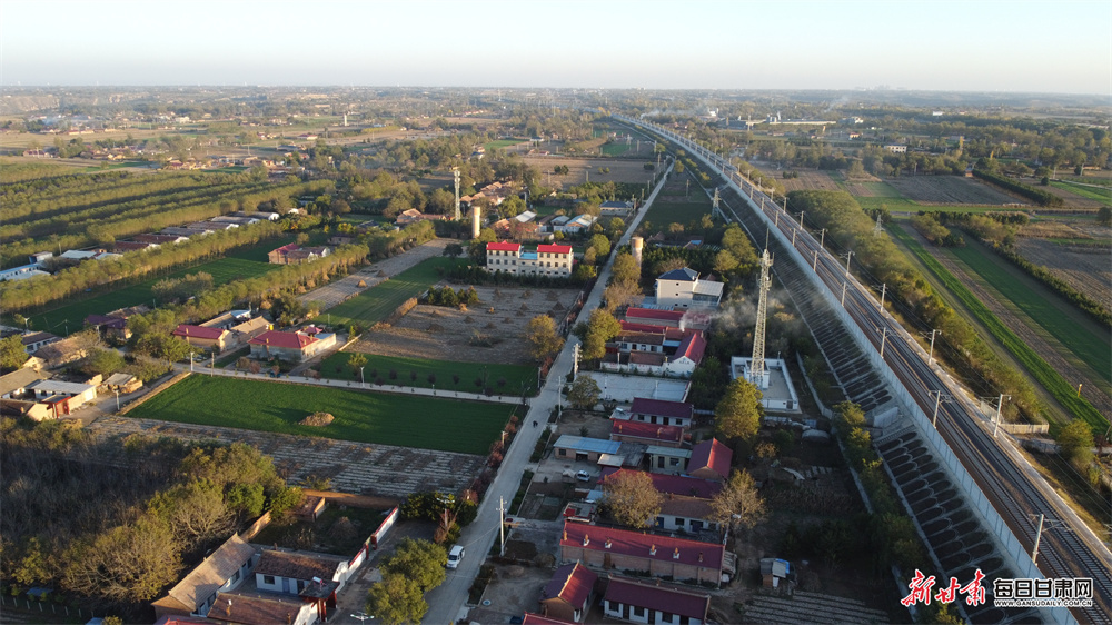 'I just want to win a race' - Button