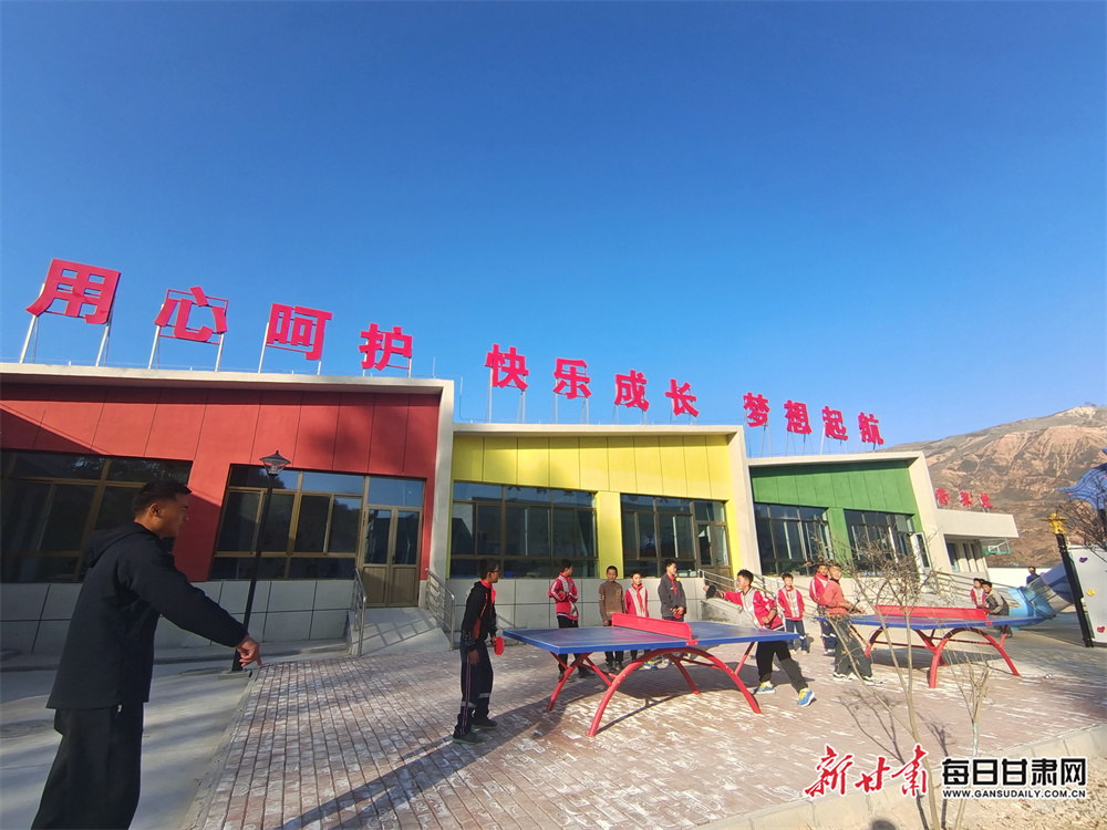 18岁小将王钰栋，获双方主教练称赞！6月国足将迎“生死战”