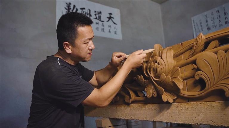 榆中县麻家寺村：砖雕守艺 匠心不息
