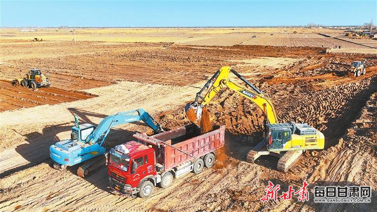 【图片新闻】张掖市甘州区甘浚镇高标准农田改造提升项目建设现场